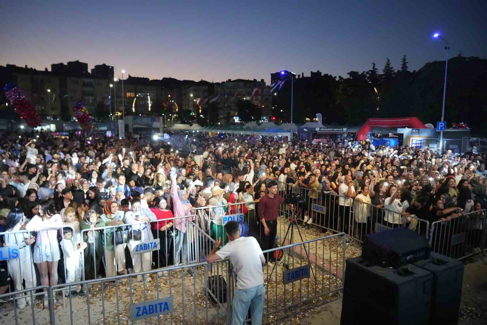 "Niğde Dağ, Doğa ve Dondurma Festivali" başladı