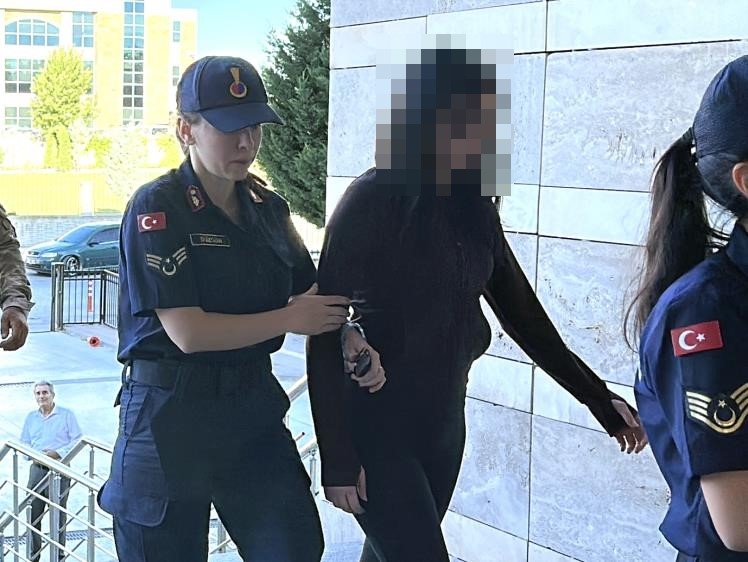 Uşak’ta belediye şirketlerinde sigortalı gösterilip Yalım’ın işletmelerinde çalışanlarına yönelik operasyonda 9 kişi tutuklandı
