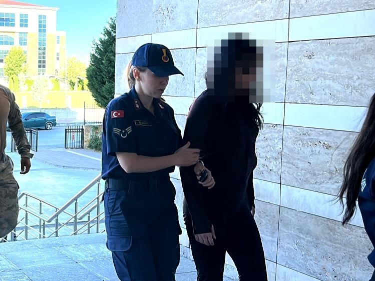 Uşak’ta belediye şirketlerinde sigortalı gösterilip Yalım’ın işletmelerinde çalışanlarına yönelik operasyonda 9 kişi tutuklandı