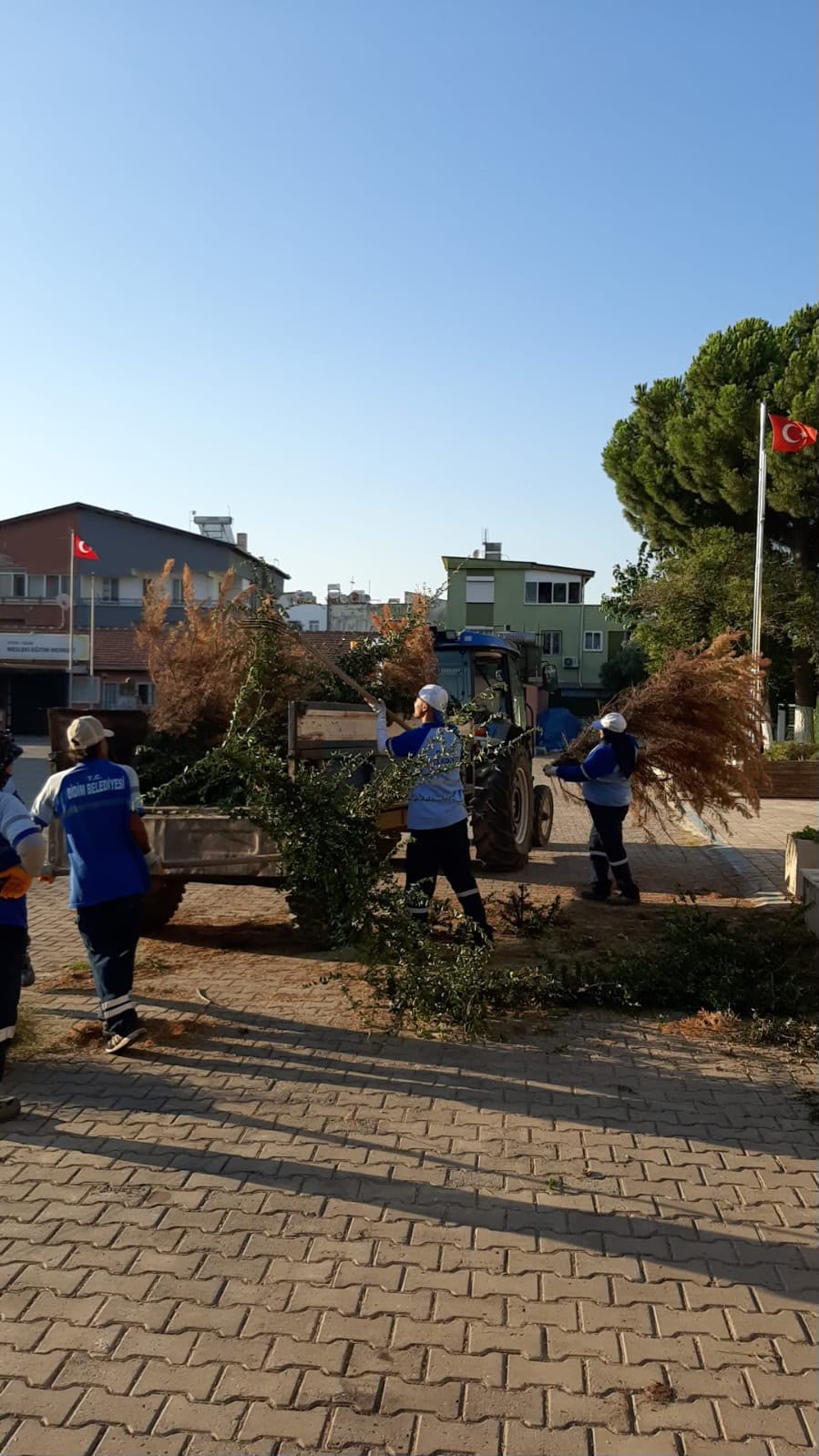 Didim Belediyesi ilçe genelinde çalışmalarını sürdürüyor