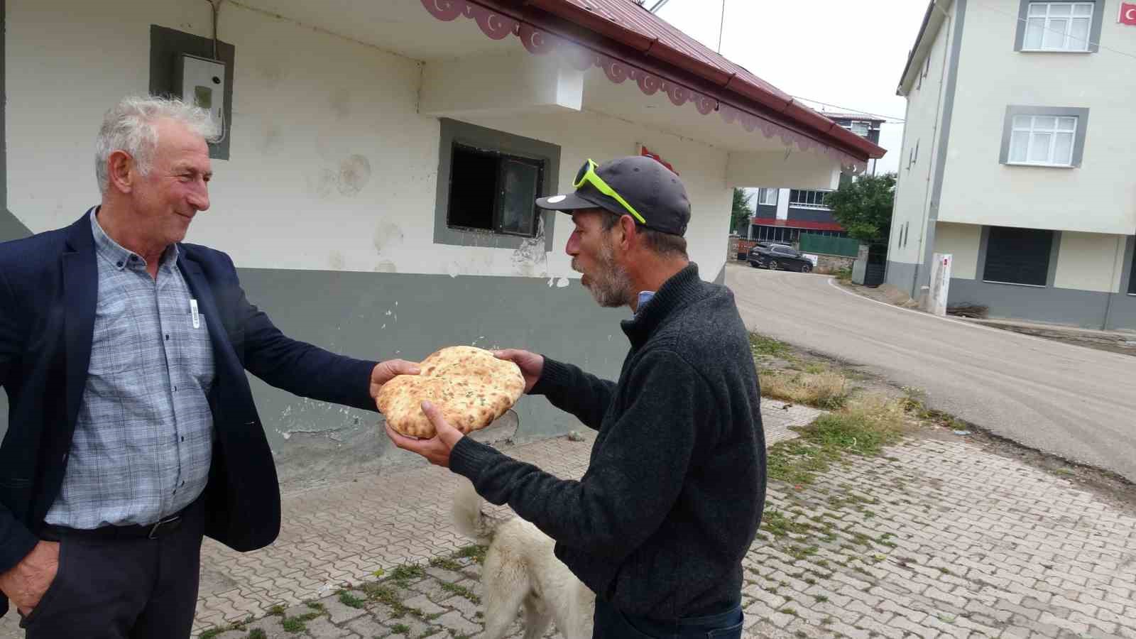 Tokat’ta içtiği bir bardak çay Fransız gezgini mest etti