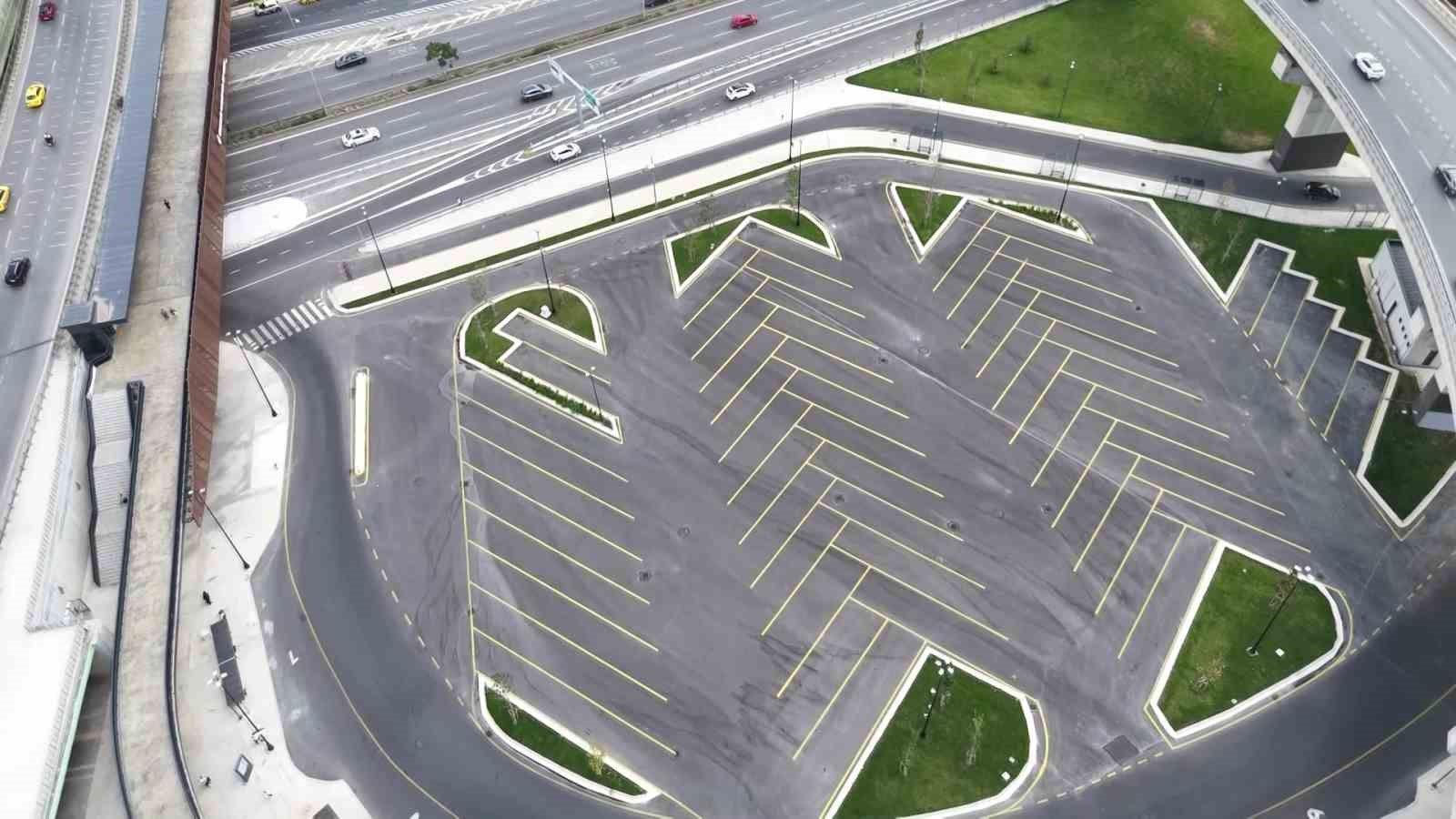 Kadıköy Rıhtım’daki otobüs peronları kaldırılıyor: 26 hat Uzunçayır’a taşınacak