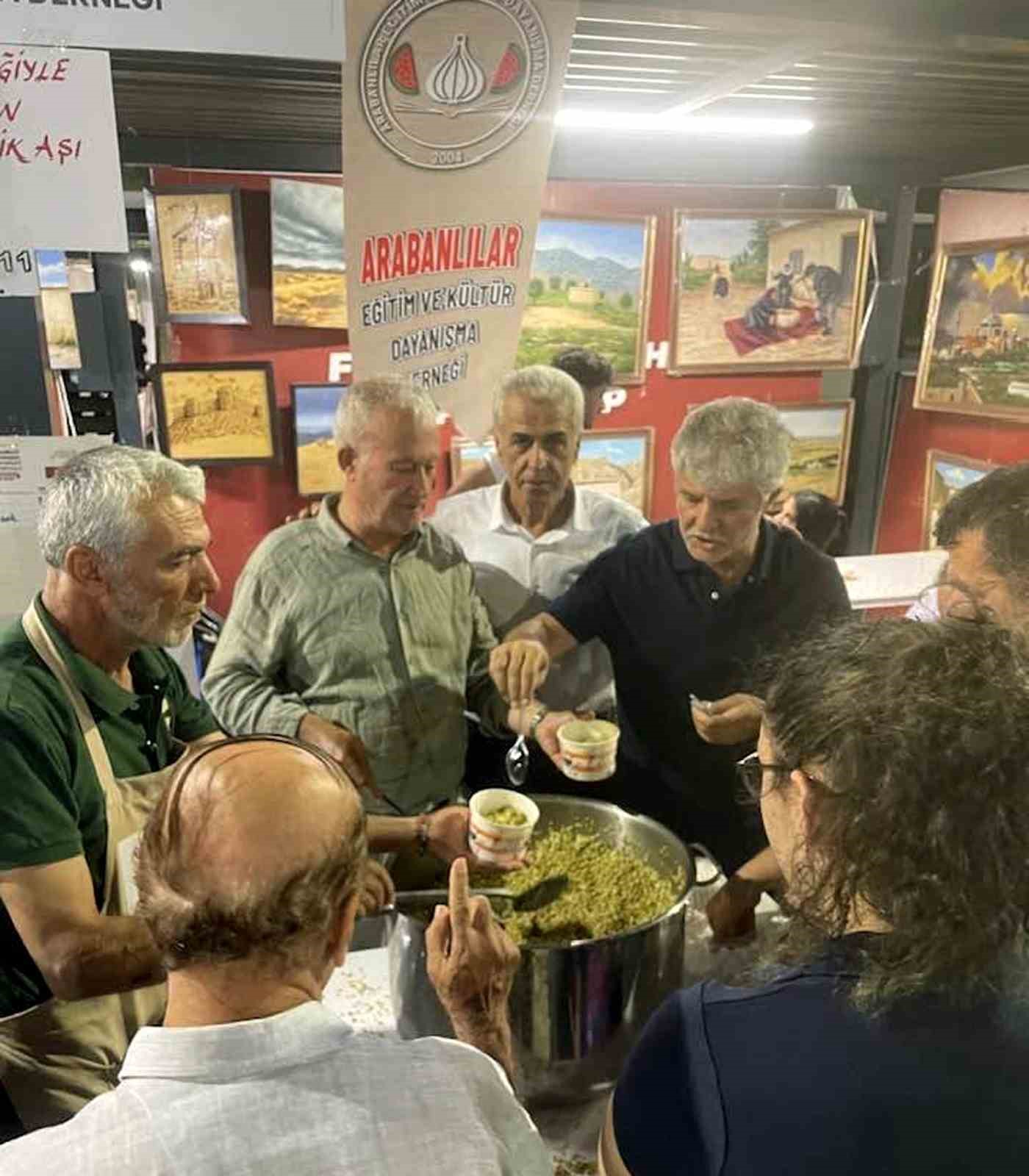 Hemşehri Dernekleri Festivali’nde Araban rüzgarı esti