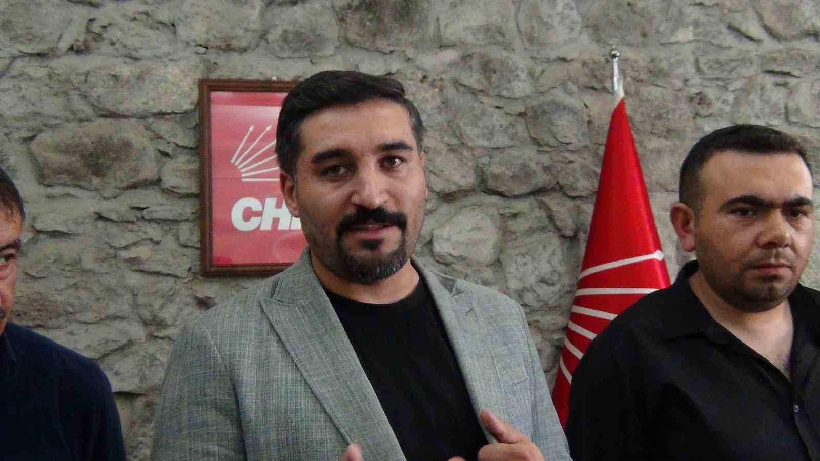 CHP Kars İl Başkanlığı’nda çilingirli devir