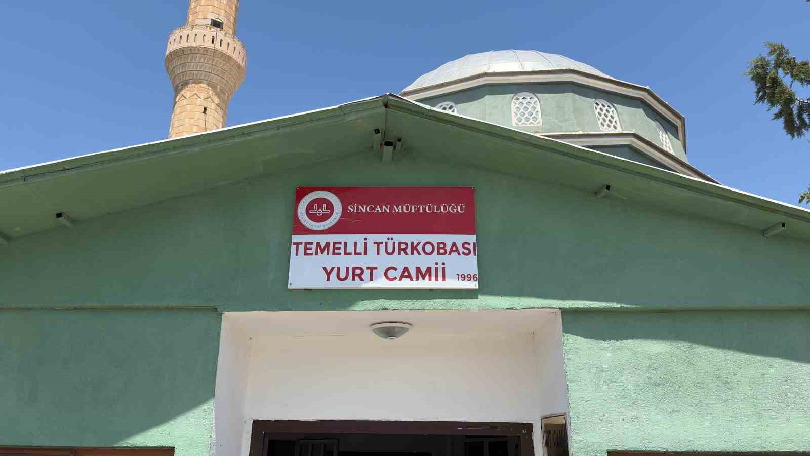 Ankara’da camide çıkan yangın büyük hasara yol açtı