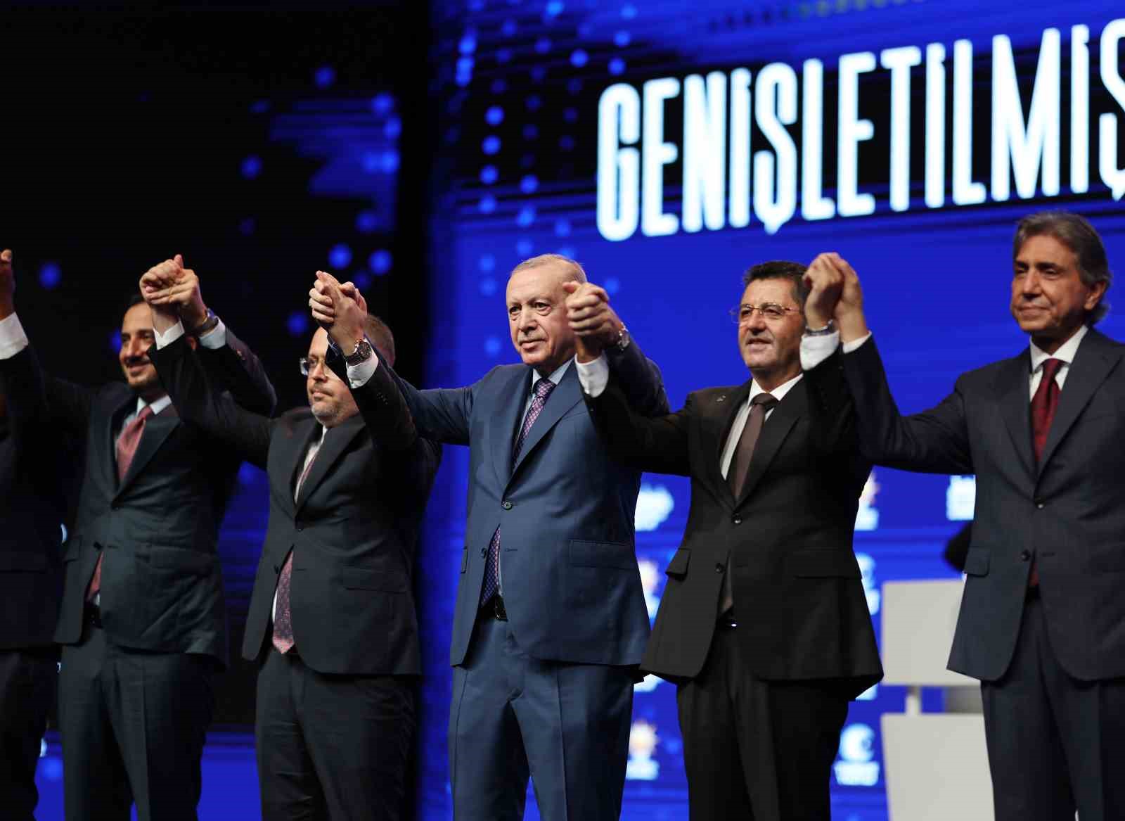 Tuzla, Çekmeköy ve Şile Belediye Başkanları AK Parti’ye katıldı