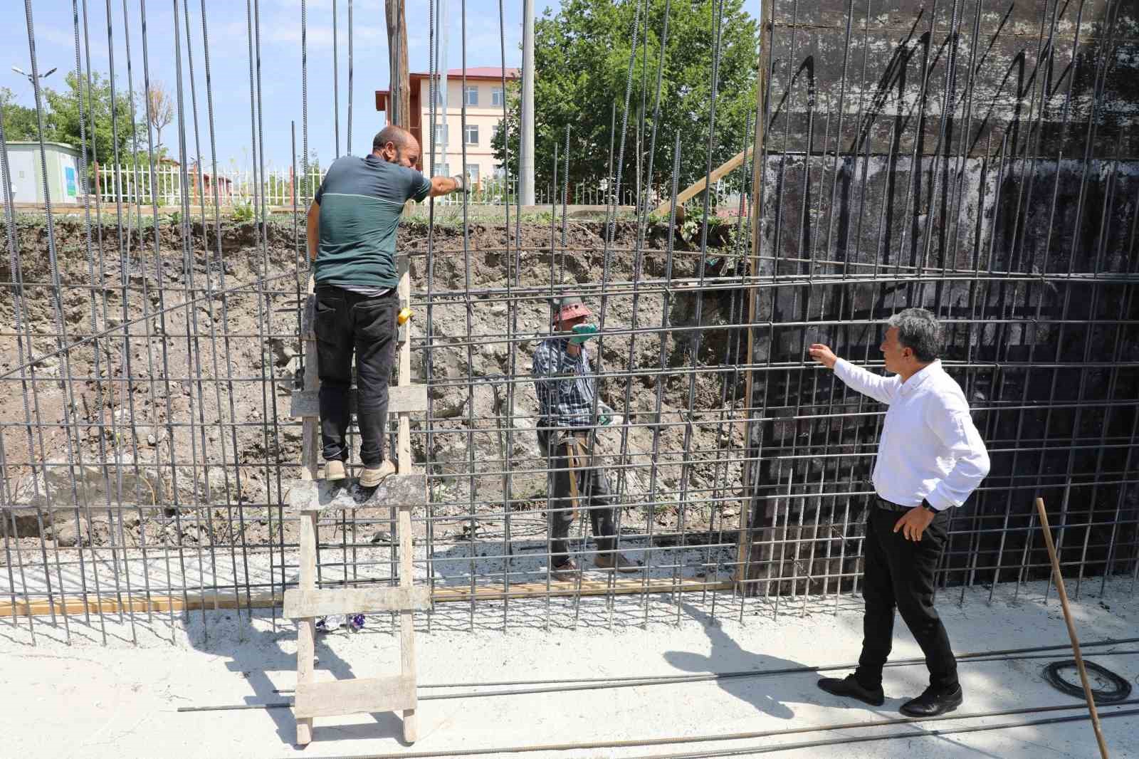 İl Milli Eğitim Müdürü Çakan, yeni eğitim öğretim yılı hazırlıklarını hafta sonunda da sürdürdü