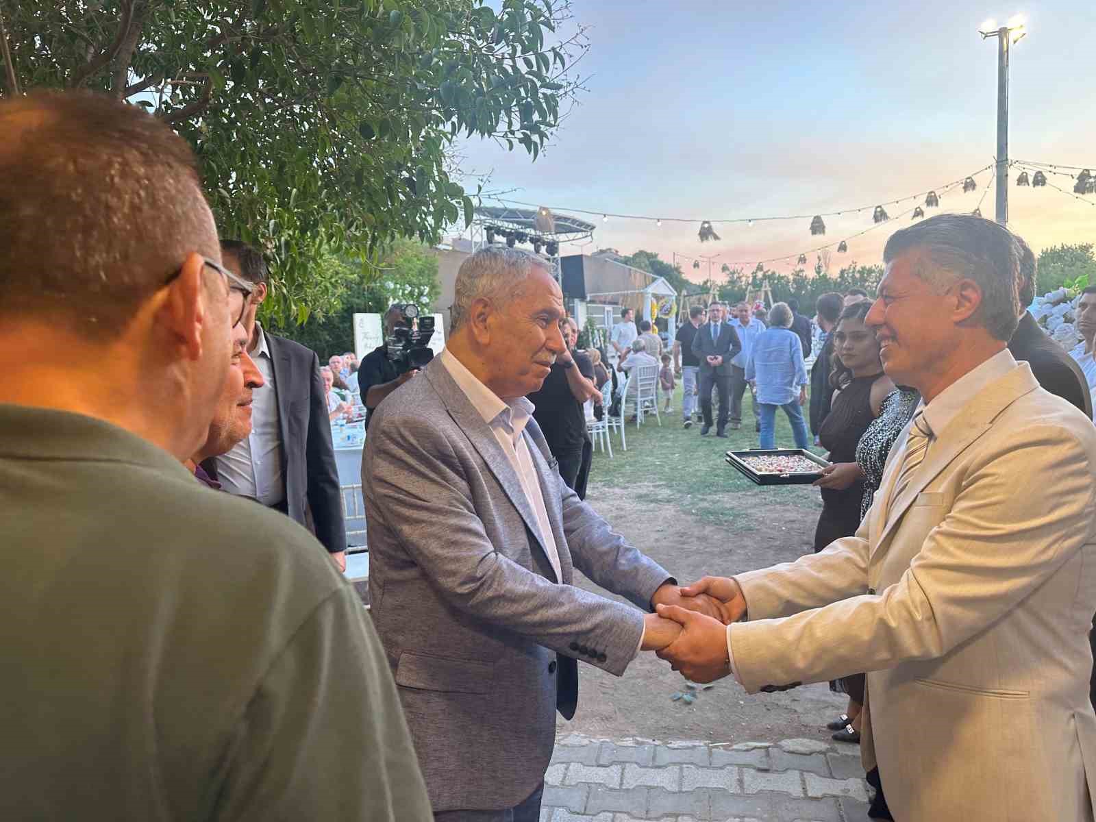 Manisa protokolü Özkan ailesinin mutluluğunda buluştu