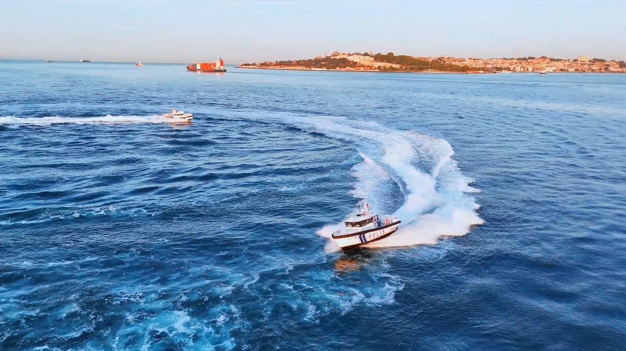 İstanbul Emniyet Müdürlüğünden "Gök Kubbe’de, Mavi Vatan’da, Şanlı Topraklarda: İstanbul Emniyeti Her Yerde" paylaşımı