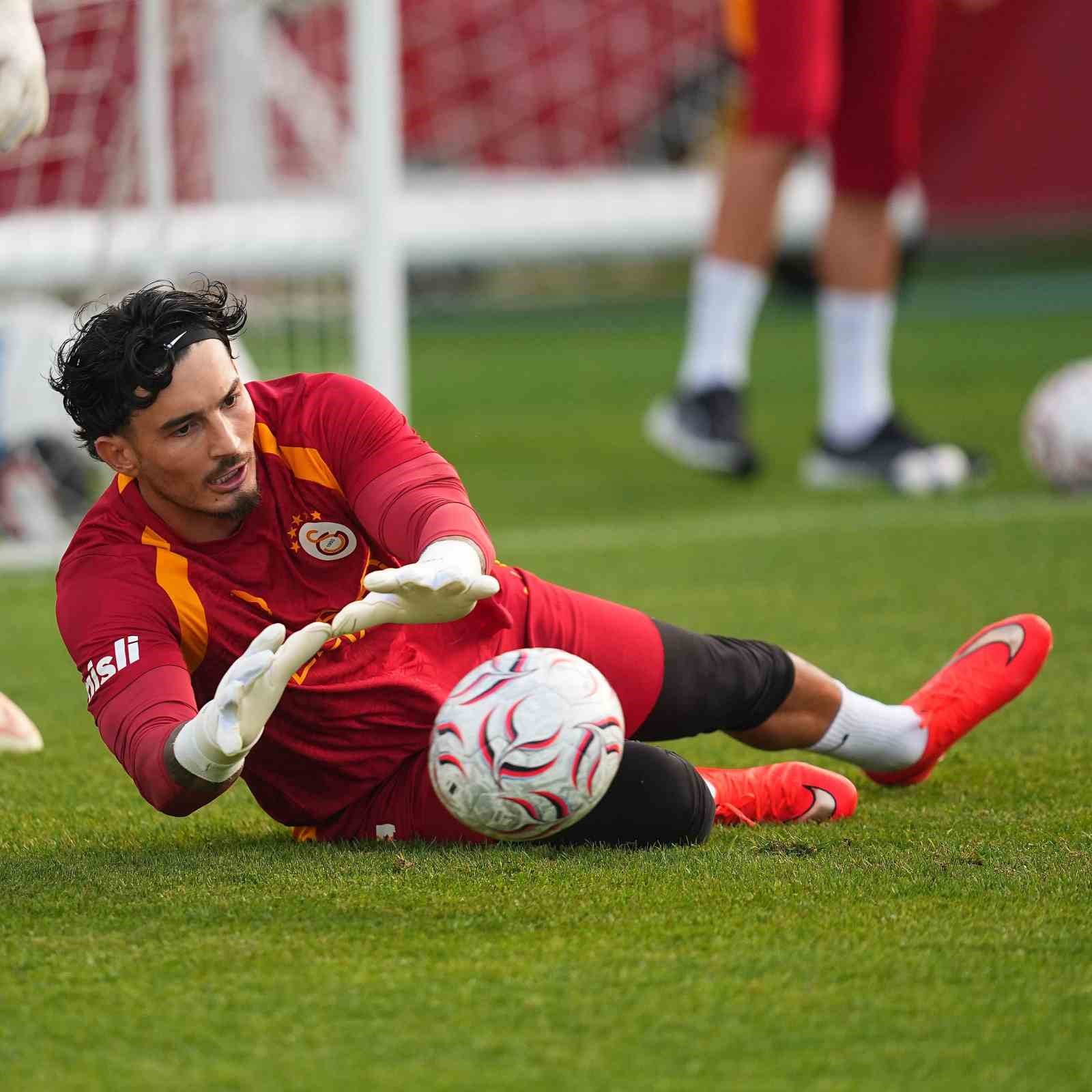Galatasaray, yeni sezon hazırlıklarına devam etti