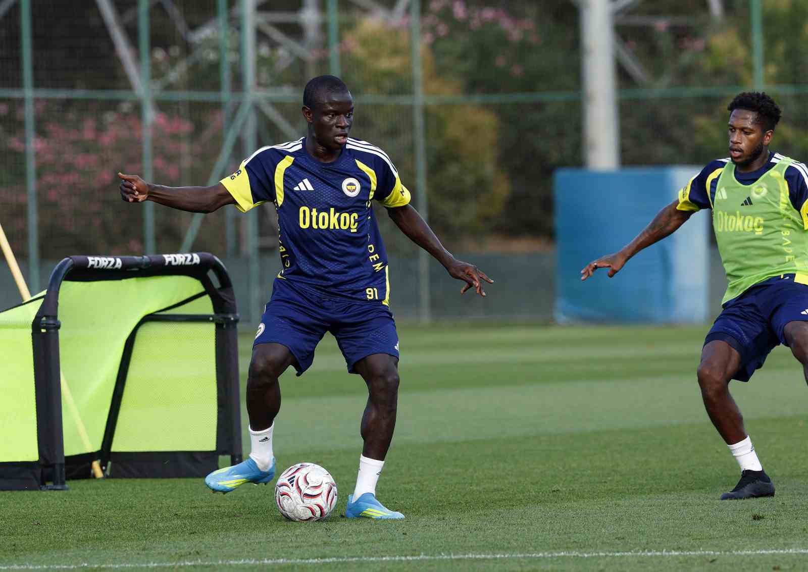 Fenerbahçe, Strum Graz maçı hazırlıklarını sürdürdü