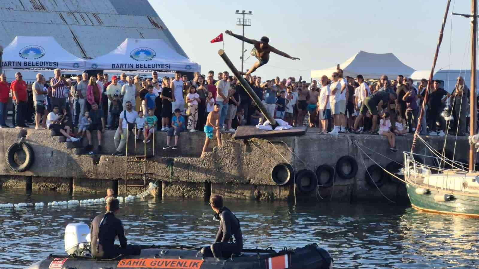 Ahşap Tekne ve Yat Festivali etkinliklerinde elektrik kesintisi şoku