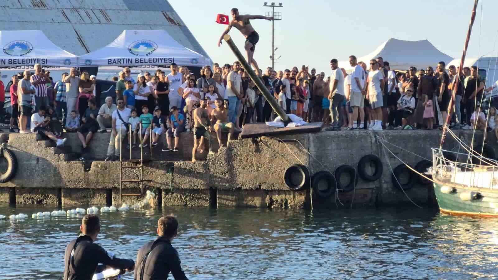 Ahşap Tekne ve Yat Festivali etkinliklerinde elektrik kesintisi şoku
