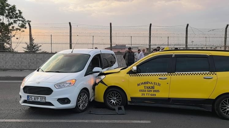 Erzurum’da zincirleme trafik kazası: 3 yaralı