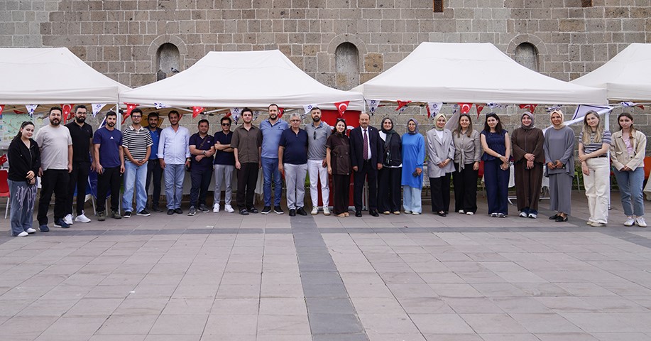 ETÜ, tercih günlerinde aday öğrencilerle buluşuyor