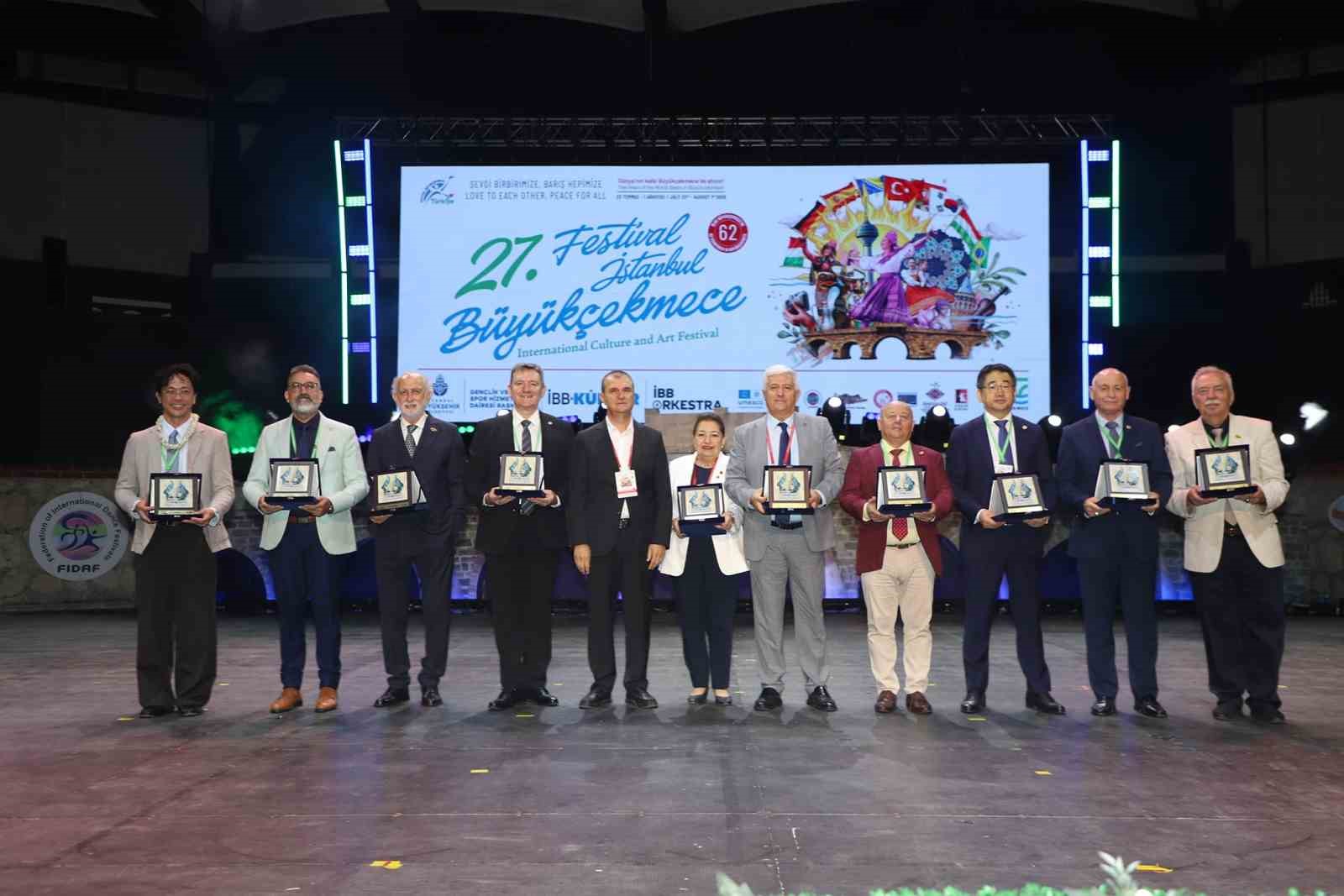 Uluslararası İstanbul Büyükçekmece Kültür ve Sanat Festivalinin 27.’si görkemli bir finalle sona erdi