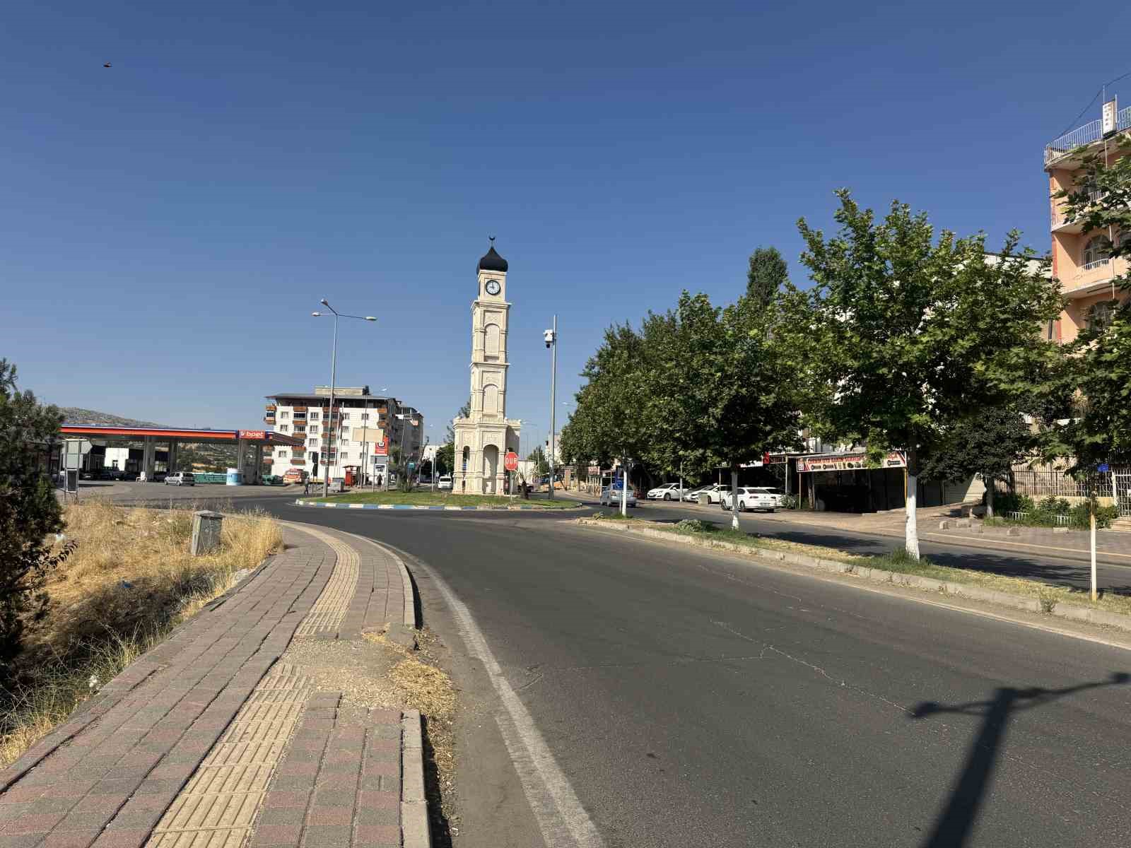 Güvenlik kameralarının çalışmadığını düşündü, ters şeride girince cezayı yedi