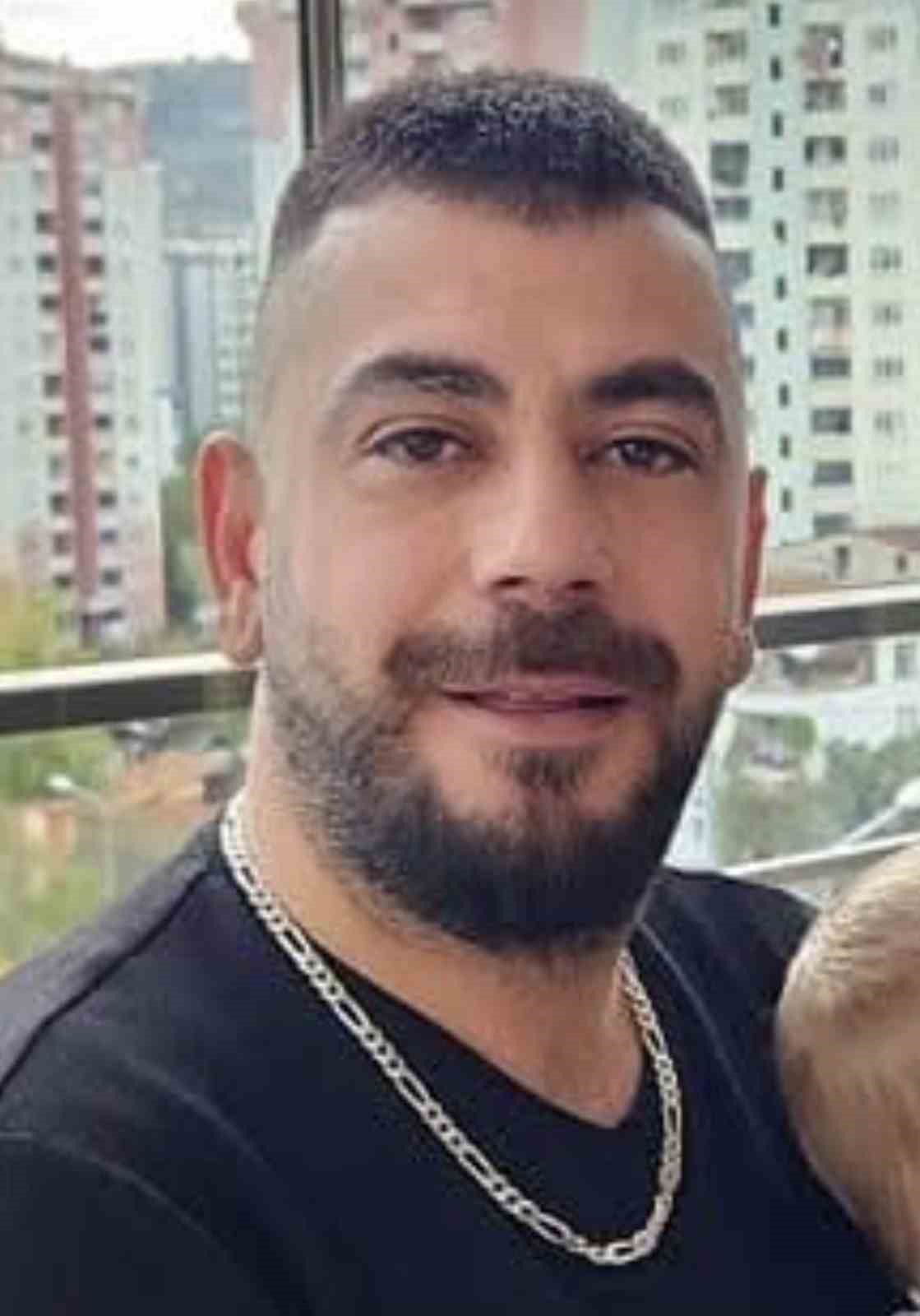 Kazada hayatını kaybeden genç toprağa verildi