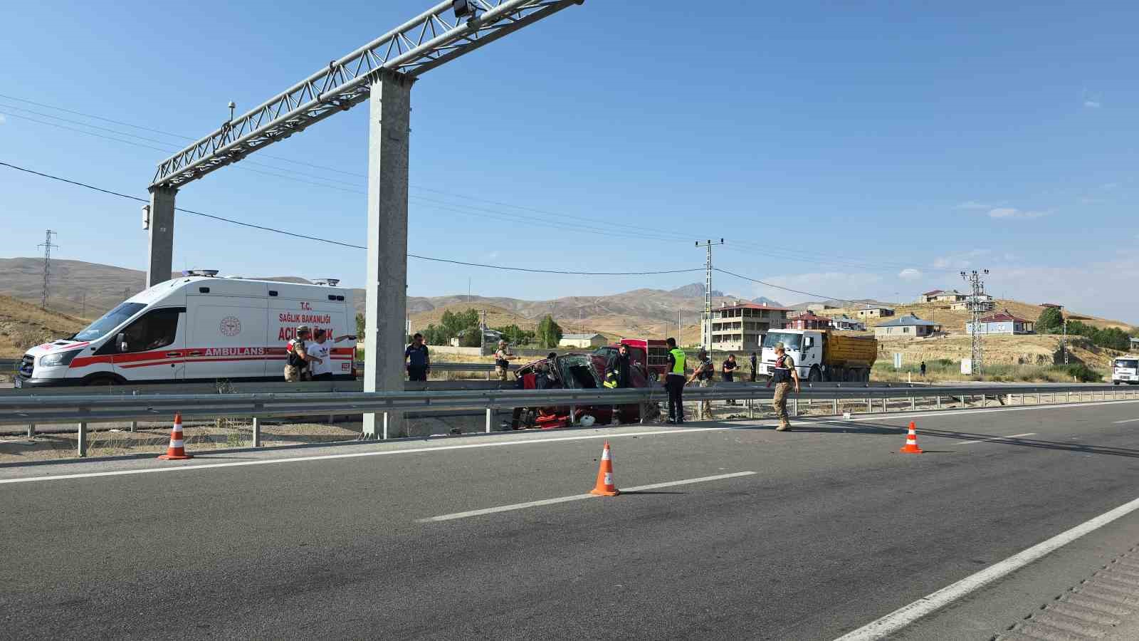 Van’da trafik kazası: 4 yaralı