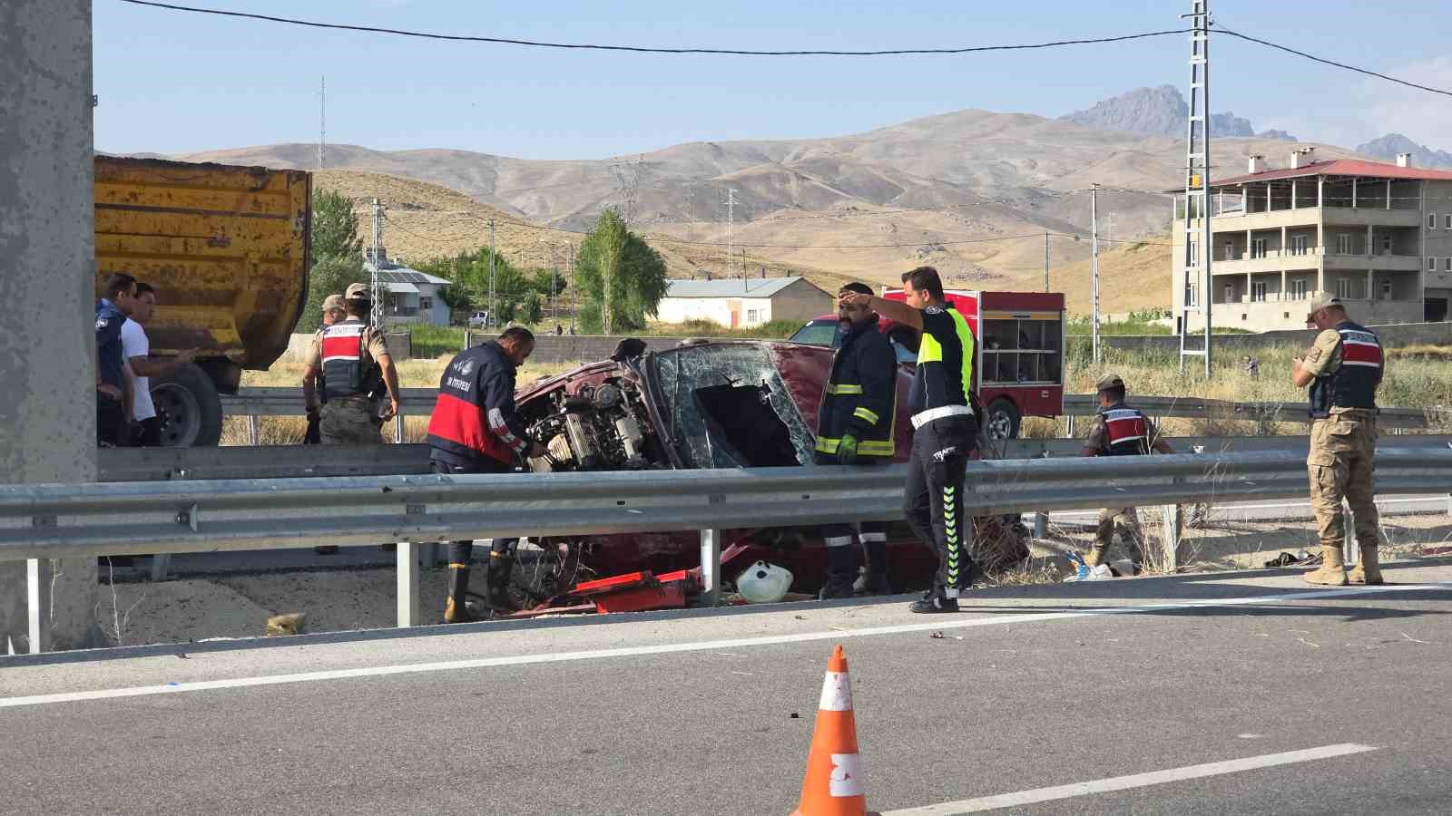 Van’da trafik kazası: 4 yaralı