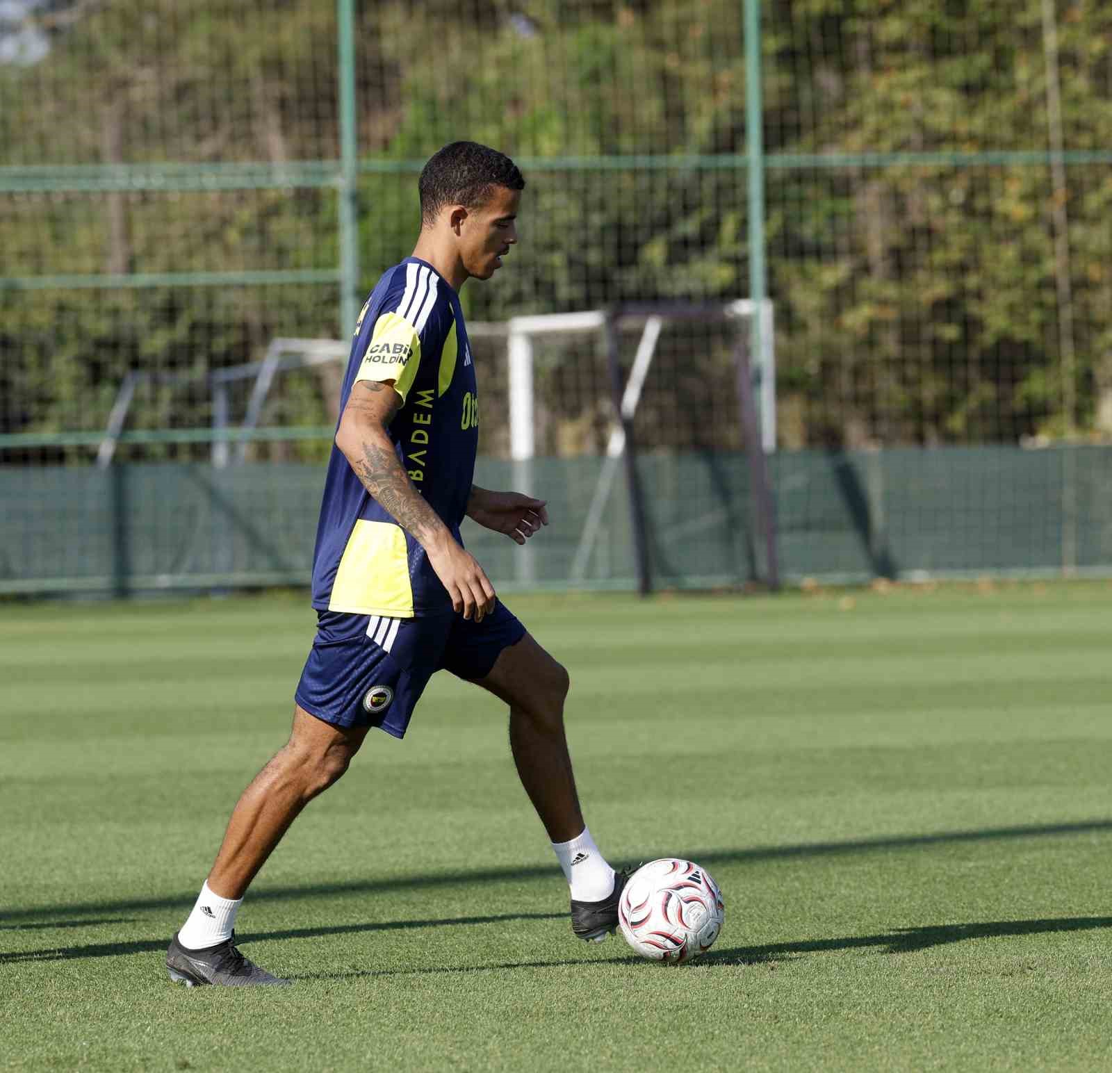 Fenerbahçe, Sturm Graz maçı hazırlıklarını sürdürdü