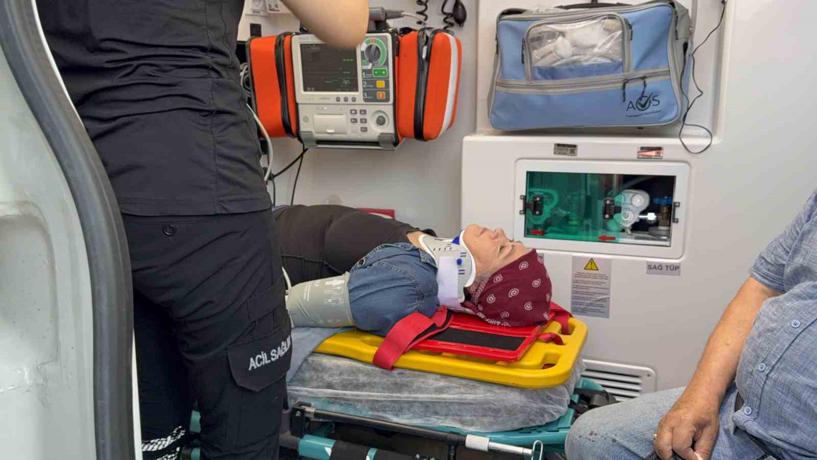 Samsun’da özel halk otobüsü devrildi: 21 yaralı