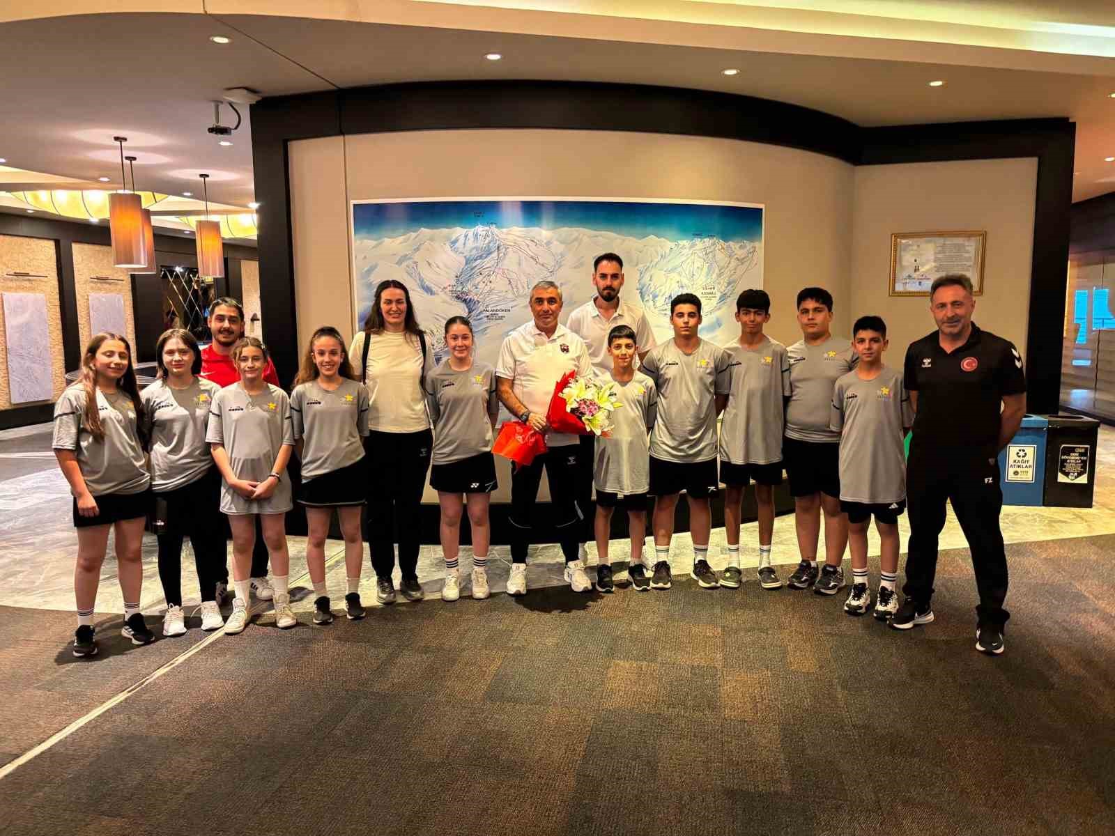 Erzincan’ın iki spor kulübü Erzurum’da buluştu