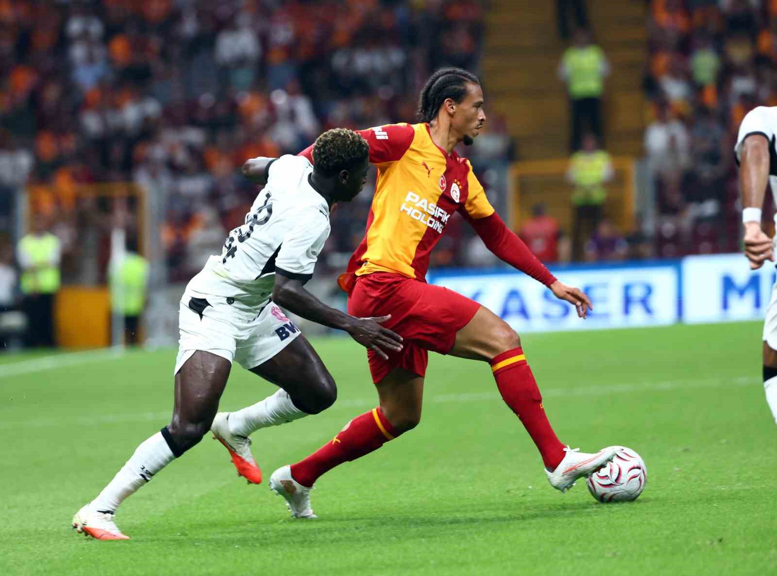 Hazırlık maçı: Galatasaray: 1 - Rennes: 1 (İlk yarı)