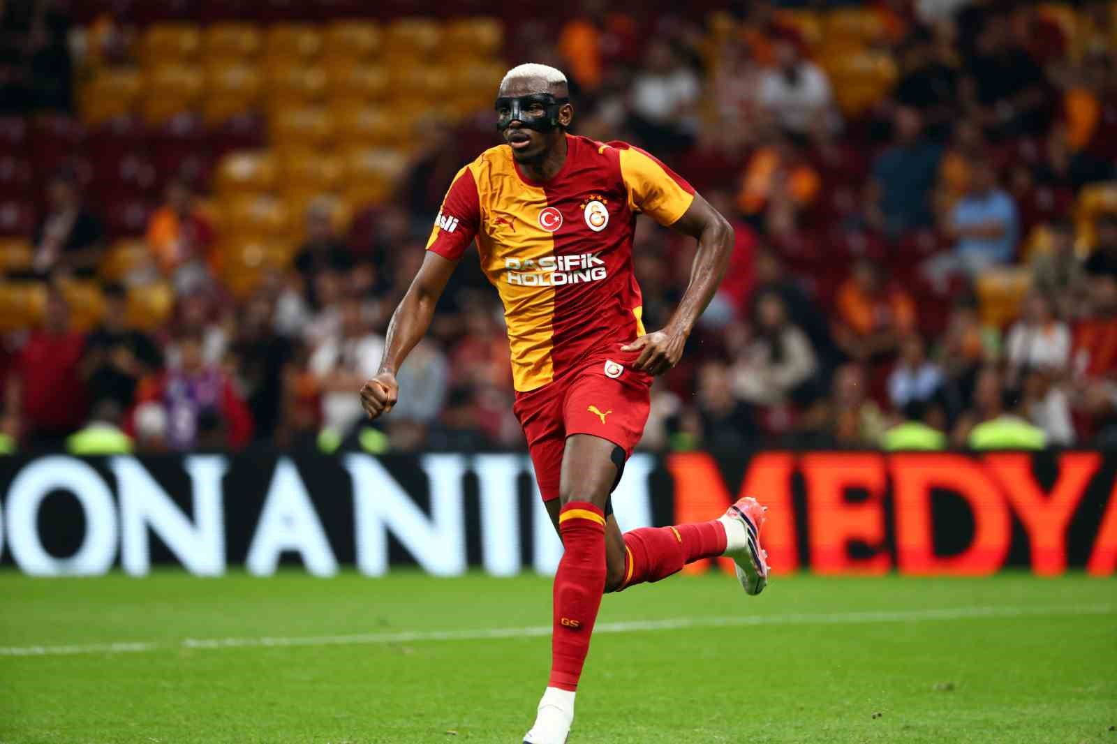Hazırlık maçı: Galatasaray: 1 - Rennes: 1 (İlk yarı)