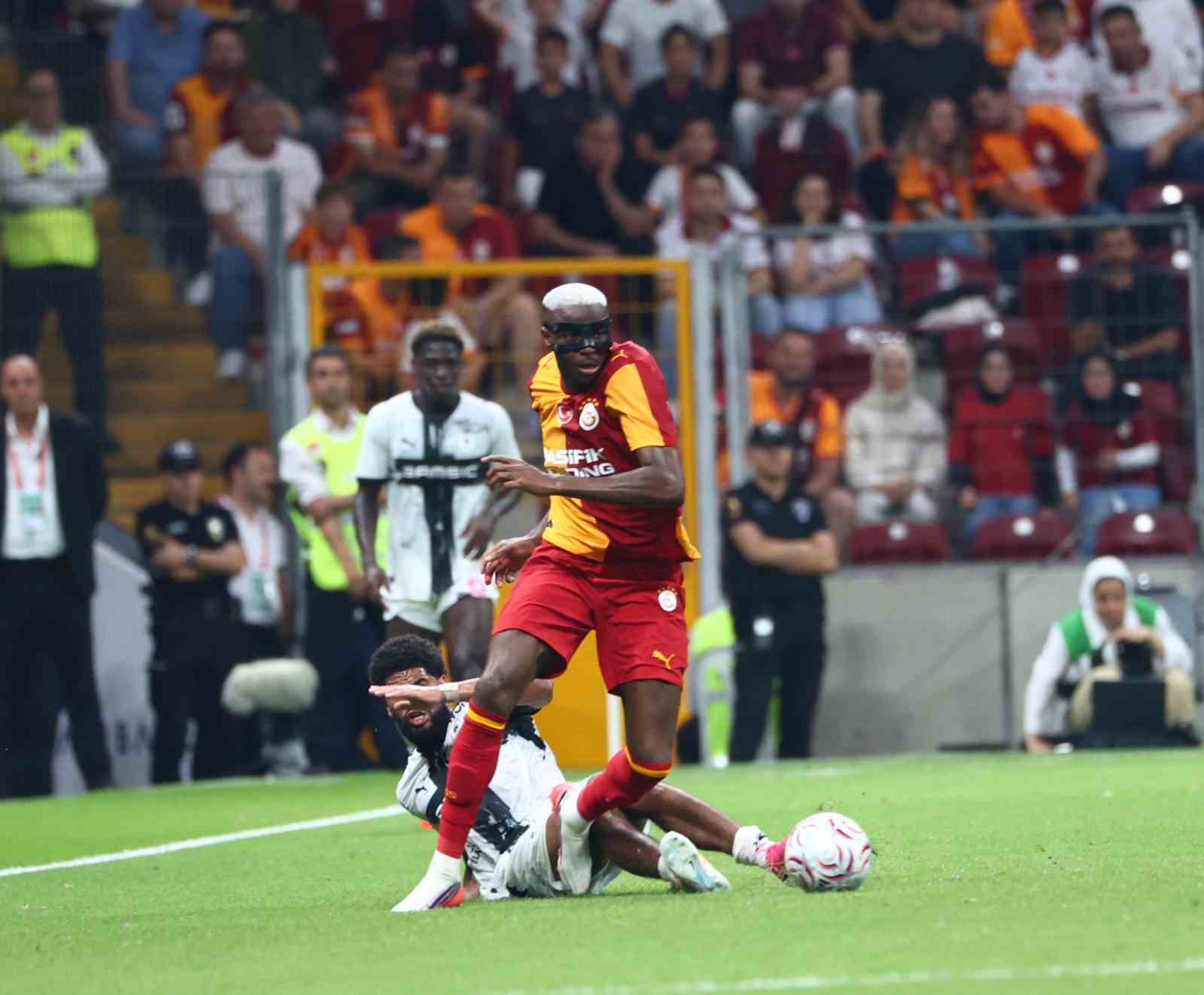 Hazırlık maçı: Galatasaray: 1 - Rennes: 1 (İlk yarı)