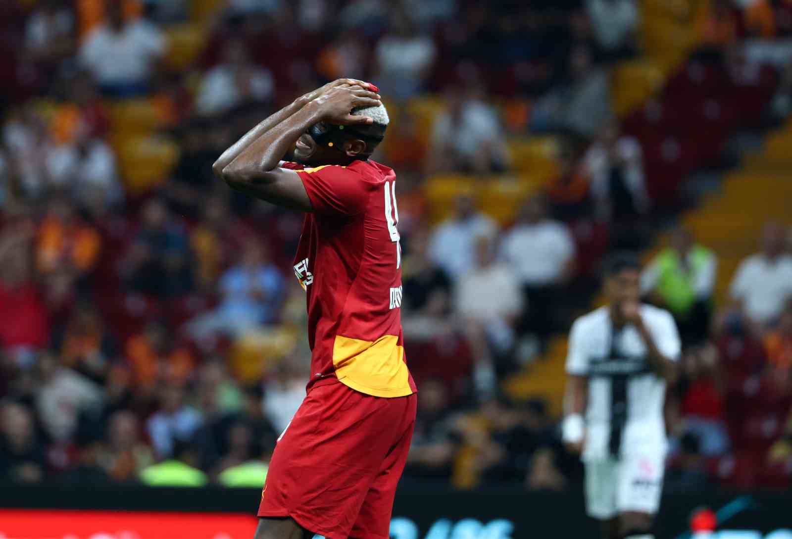 Hazırlık maçı: Galatasaray: 1 - Rennes: 1 (İlk yarı)