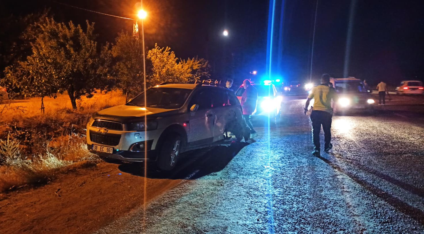 Tır ile iki otomobil çarpıştı: 7 yaralı