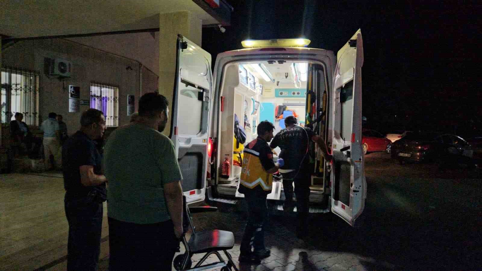 Malatya’daki yangında 1’i itfaiye eri 19 kişi dumandan etkilendi