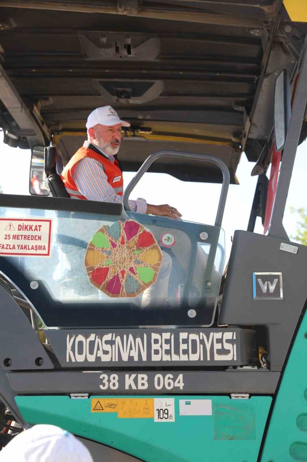 Başkan Çolakbayrakdar: "Yerli ve milli asfalt tesisimizle üretimde zirveye, hizmette rekorlara ulaşıyoruz"