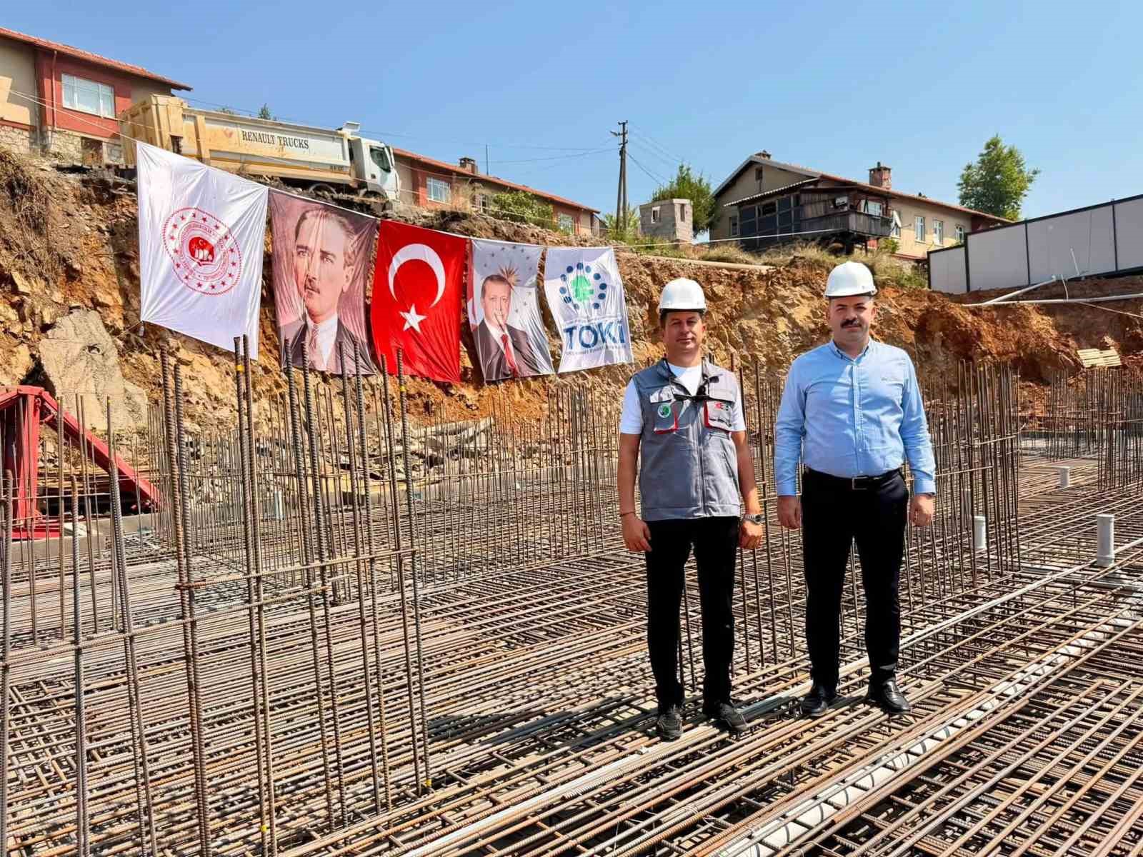 Kilimli’de 367 TOKİ konutunun temeli atıldı
