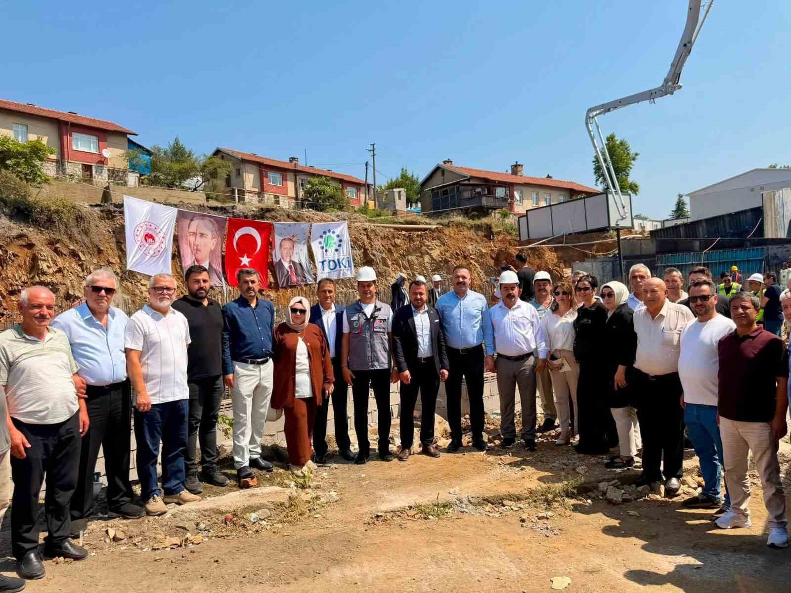 Kilimli’de 367 TOKİ konutunun temeli atıldı