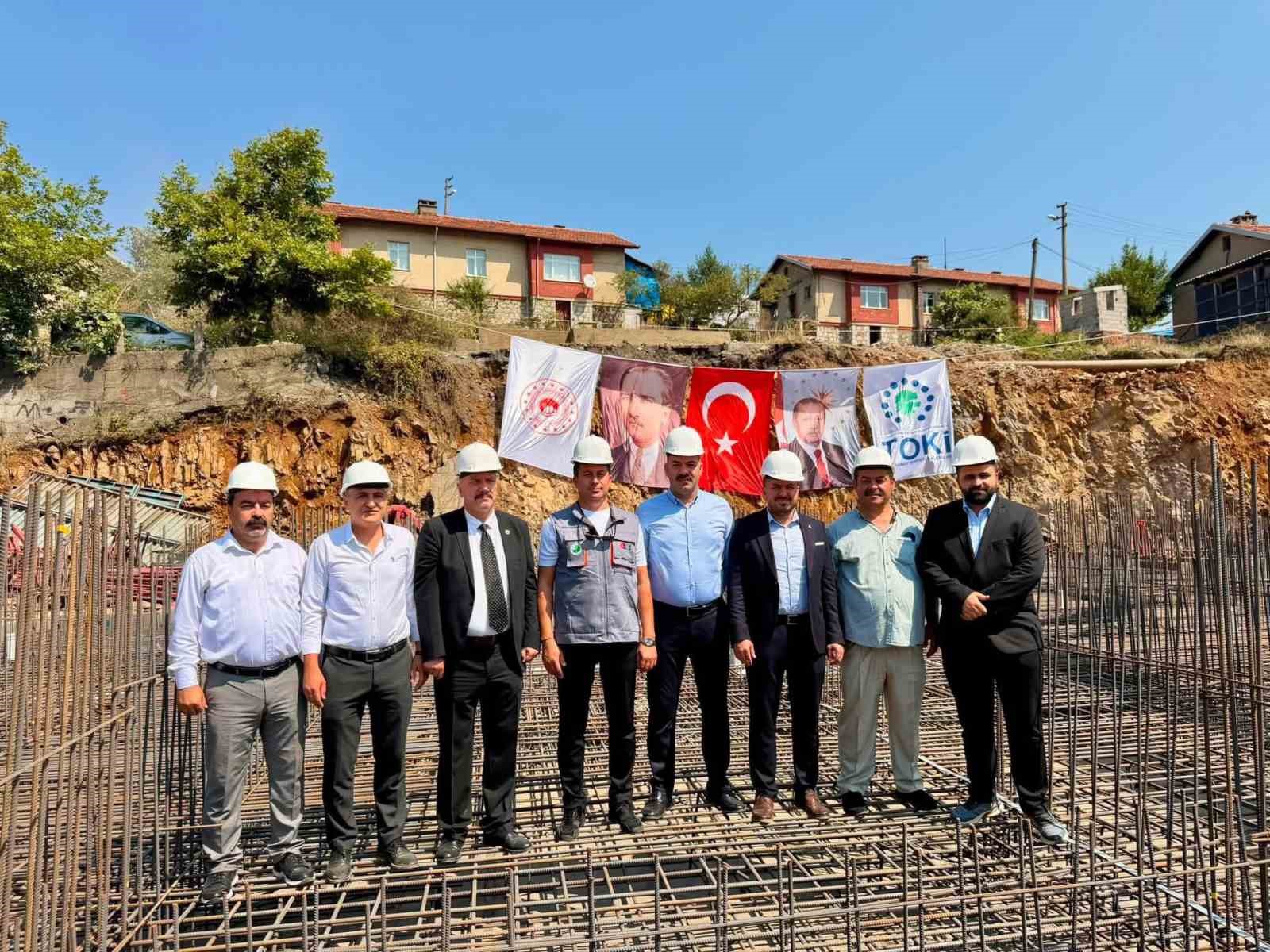 Kilimli’de 367 TOKİ konutunun temeli atıldı