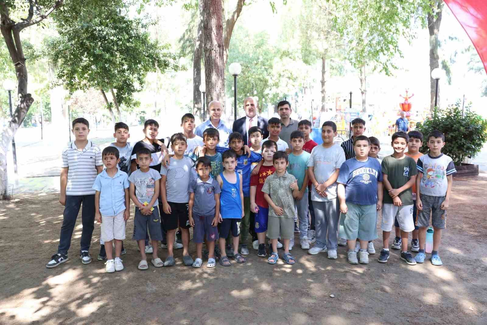 Başkan Kaya: "Çocuklarımızın eğitim hayatında yanlarında olmaya devam edeceğiz"