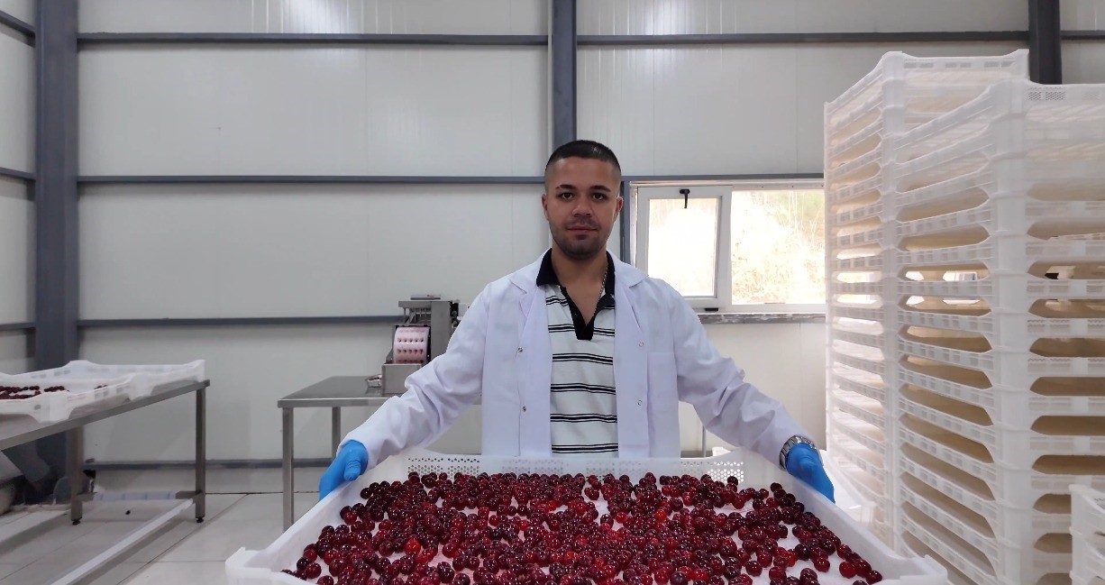TOGÜ Çiftlik Tarım Ürünleri Kurutma Tesisi üretim ve eğitimi bir araya getiriyor