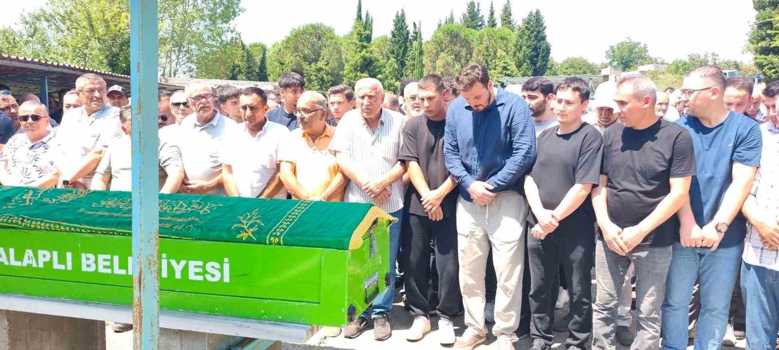 Fındık bahçesinde kalp krizi geçiren adam hayatını kaybetti