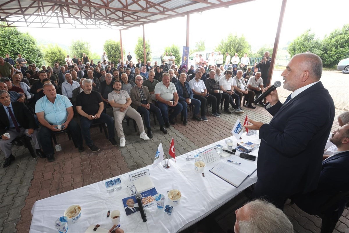 Başkan Sandıkçı: "Hemşehrilerimizle olan güçlü birlikteliğimizle çalışmaya devam ediyoruz"