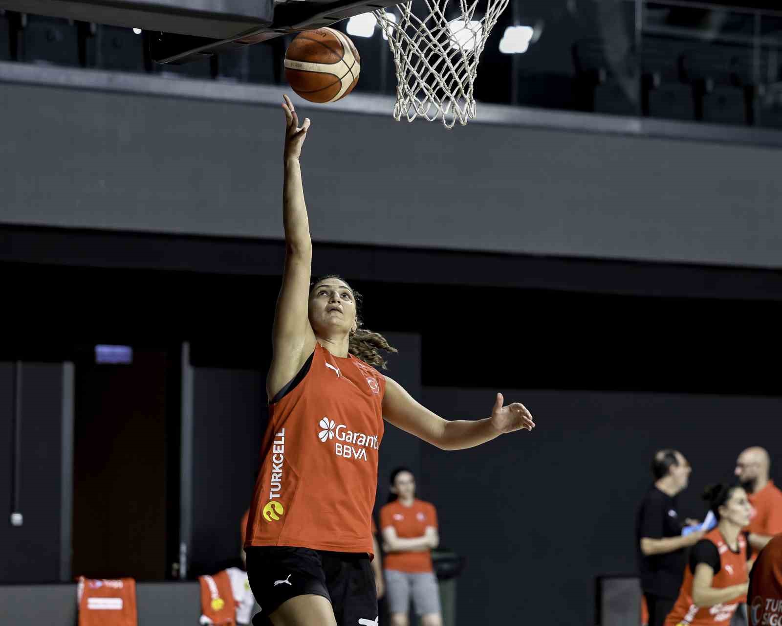 A Milli Kadın Basketbol Takımı, FIBA 2026 Kadınlar Basketbol Dünya Kupası hazırlıklarına başladı