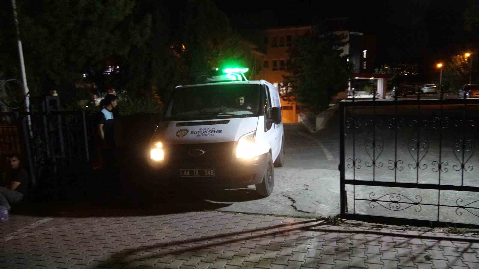 Malatya’da pres makinesine sıkışan işçi hayatını kaybetti