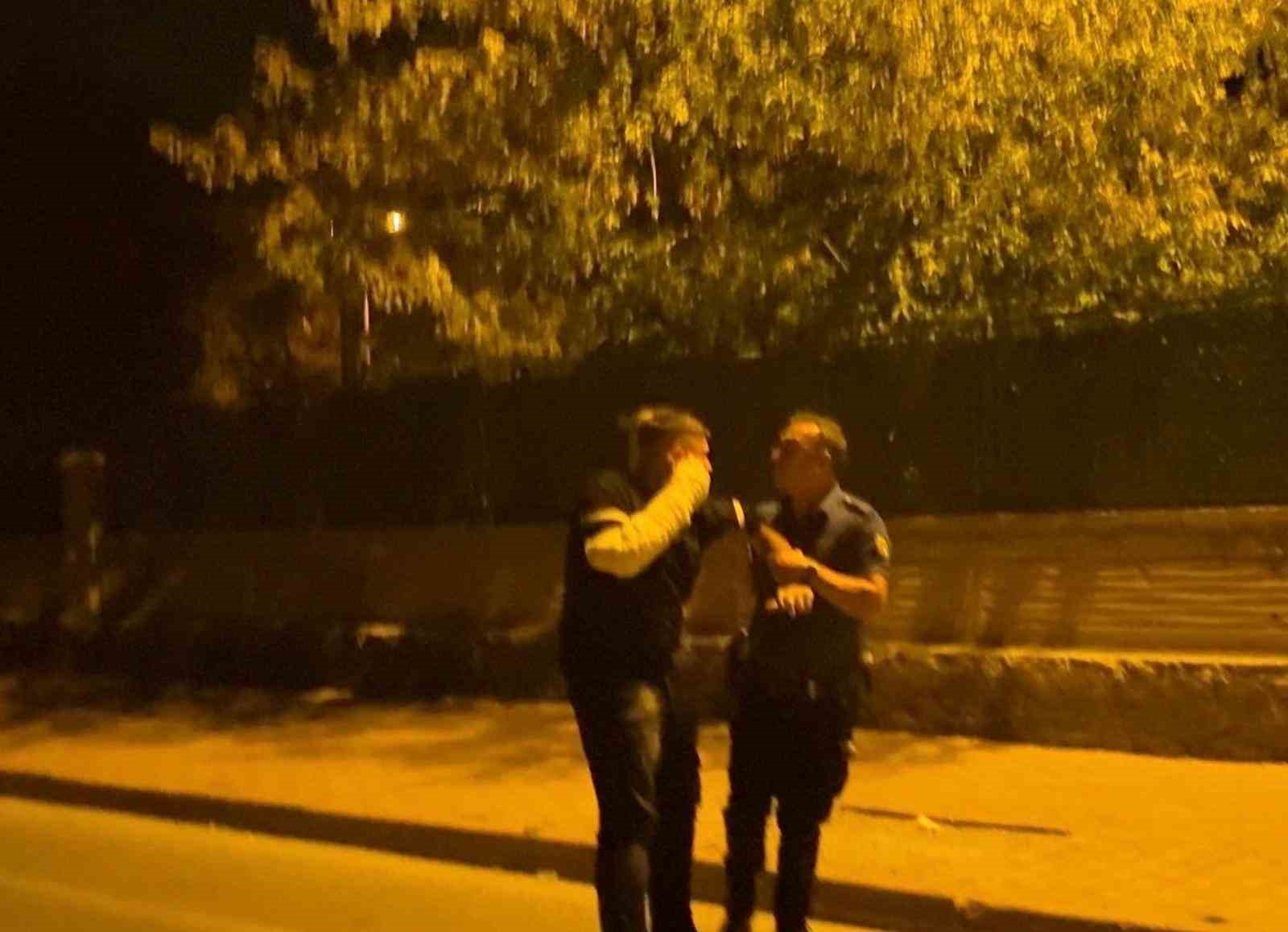 Polise mukavemet gösterip kaçmaya çalışan şahıslar, kovalamaca sonucu yakalandı