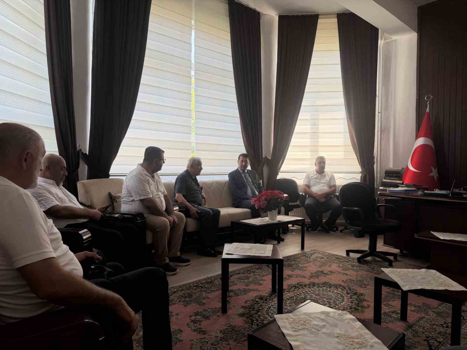 MTSO Başkan Adayı Boyraz’dan Hacı Bektaşi Veli Kültür Merkezi Vakfı’na ziyaret