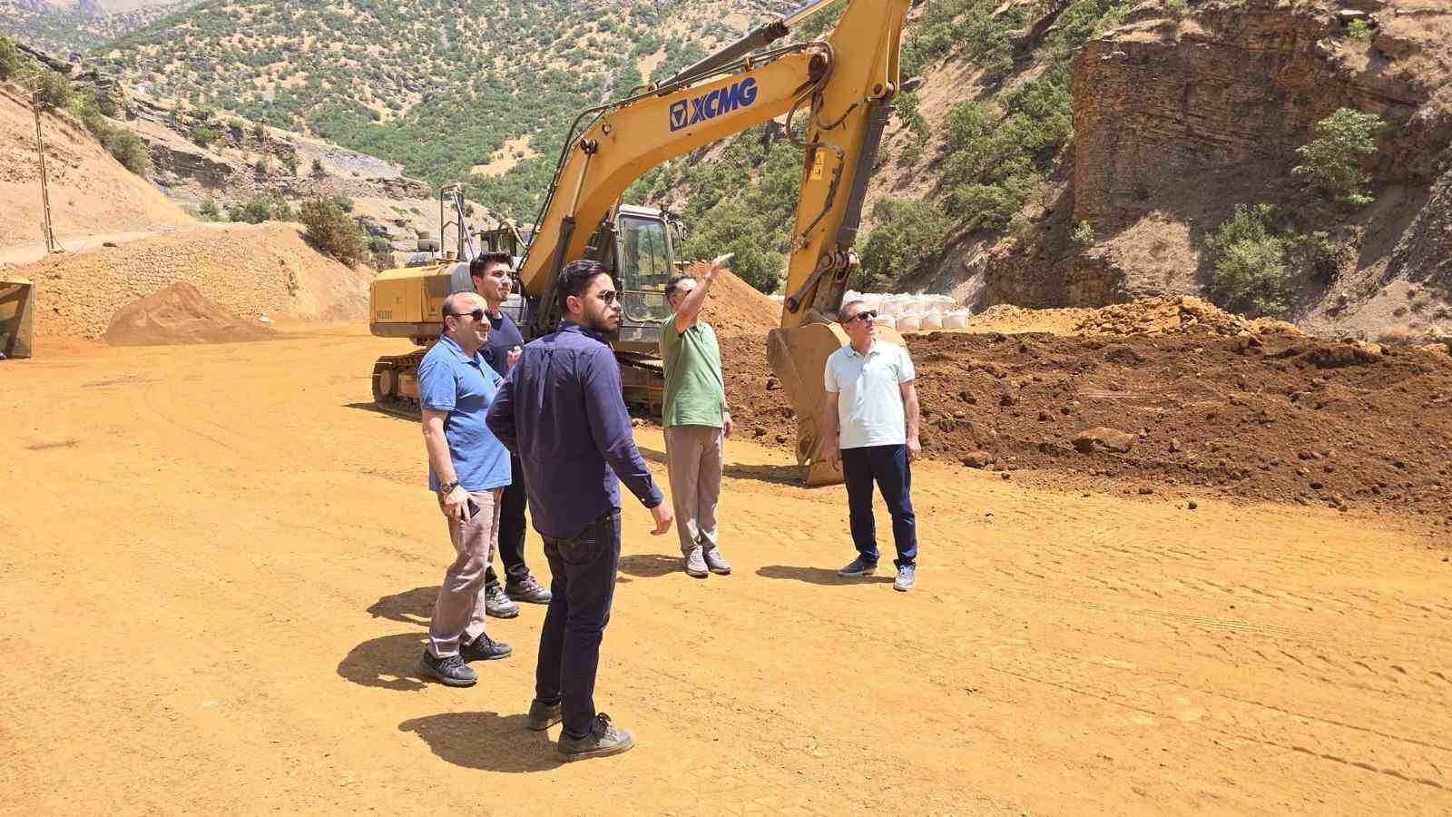 Hakkari’de maden firmalarına ziyaret