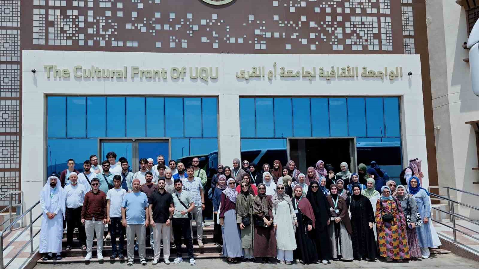 Mekke’de düzenlenen 11. Uluslararası Arapça Dil Okulu tamamlandı