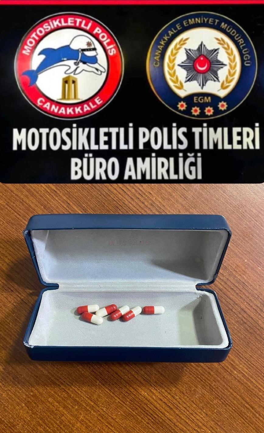Çanakkale’de çeşitli suçlardan aranan 9 şüpheli tutuklandı