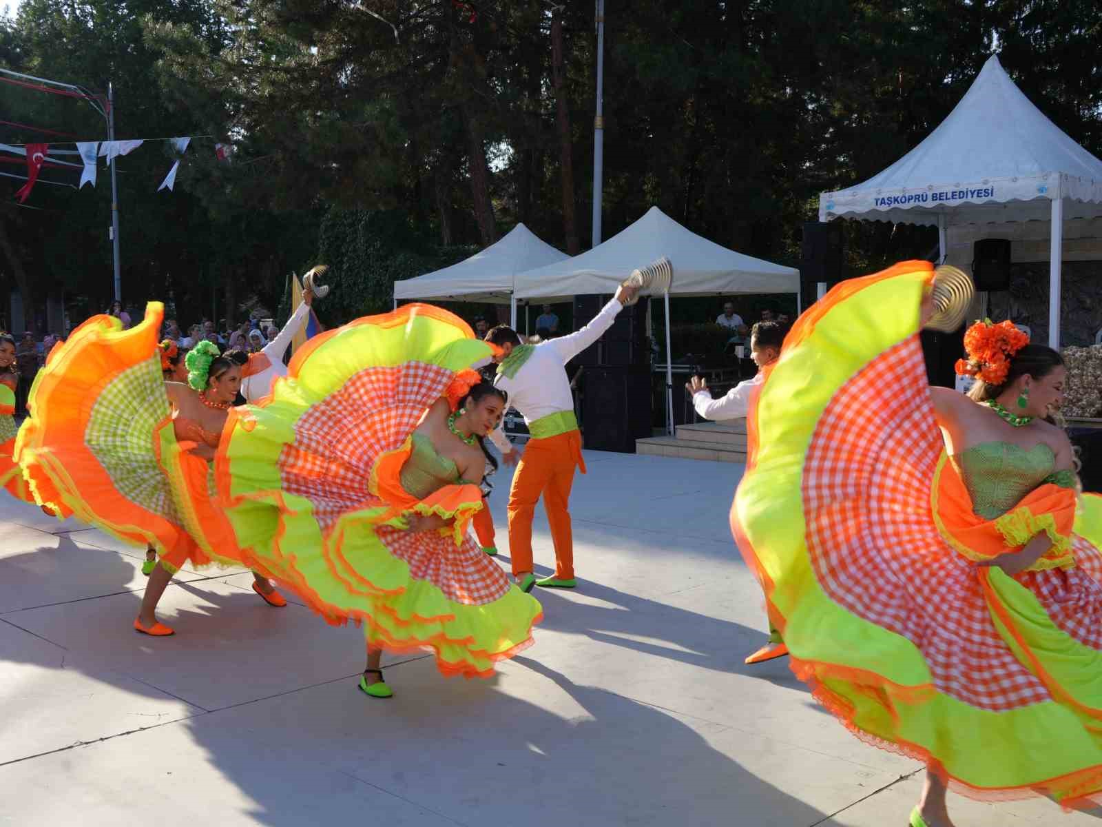"36. Uluslararası Taşköprü Kültür ve Sarımsak Festivali" başladı
