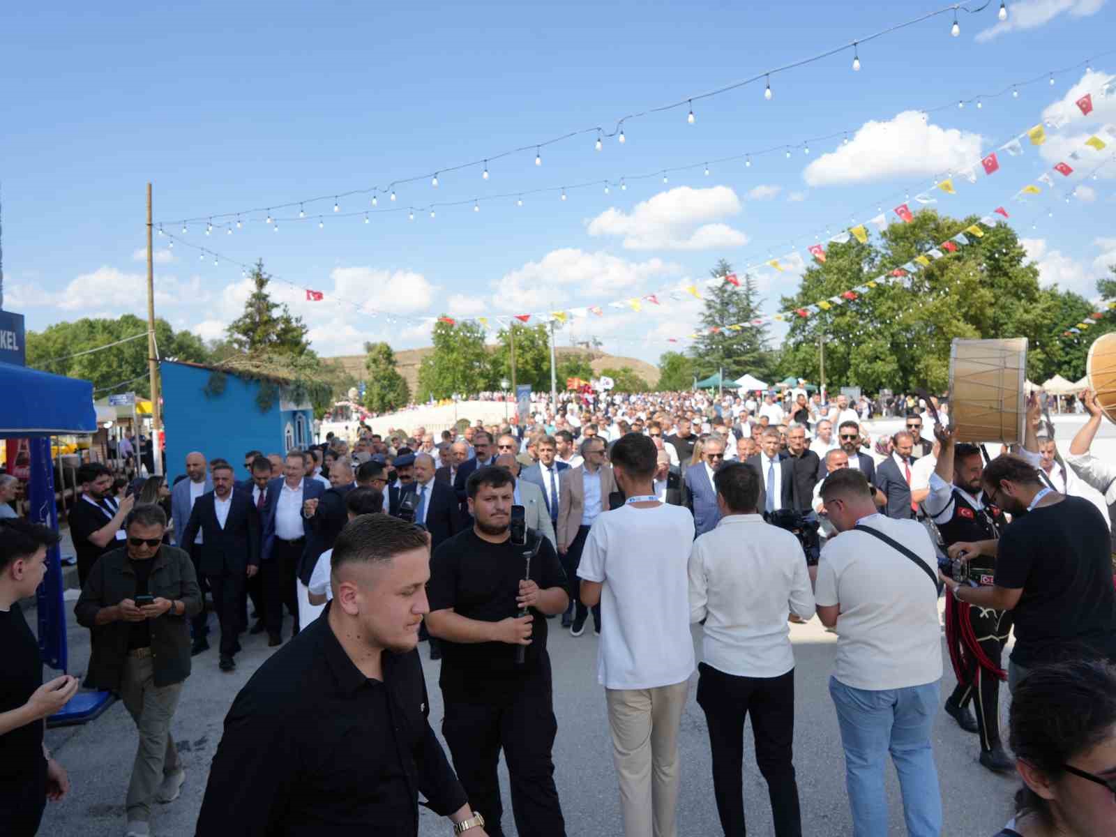 "36. Uluslararası Taşköprü Kültür ve Sarımsak Festivali" başladı